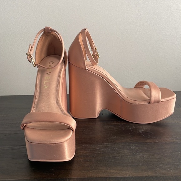 Carvela Nude Beige Sculpt Platform Wedge Satin Sandals Heels Shoes